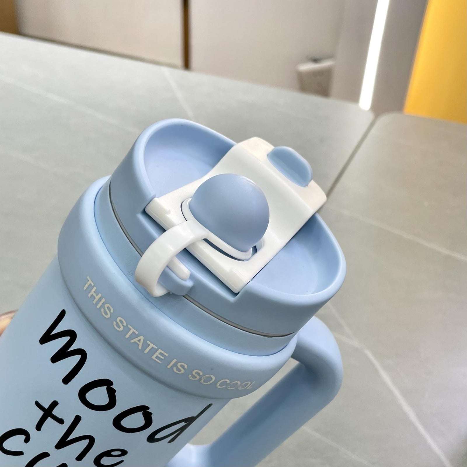 1200ml Stainless Steel Tumbler Water bottle with Handle & Straw for Hot & Cold Drinks