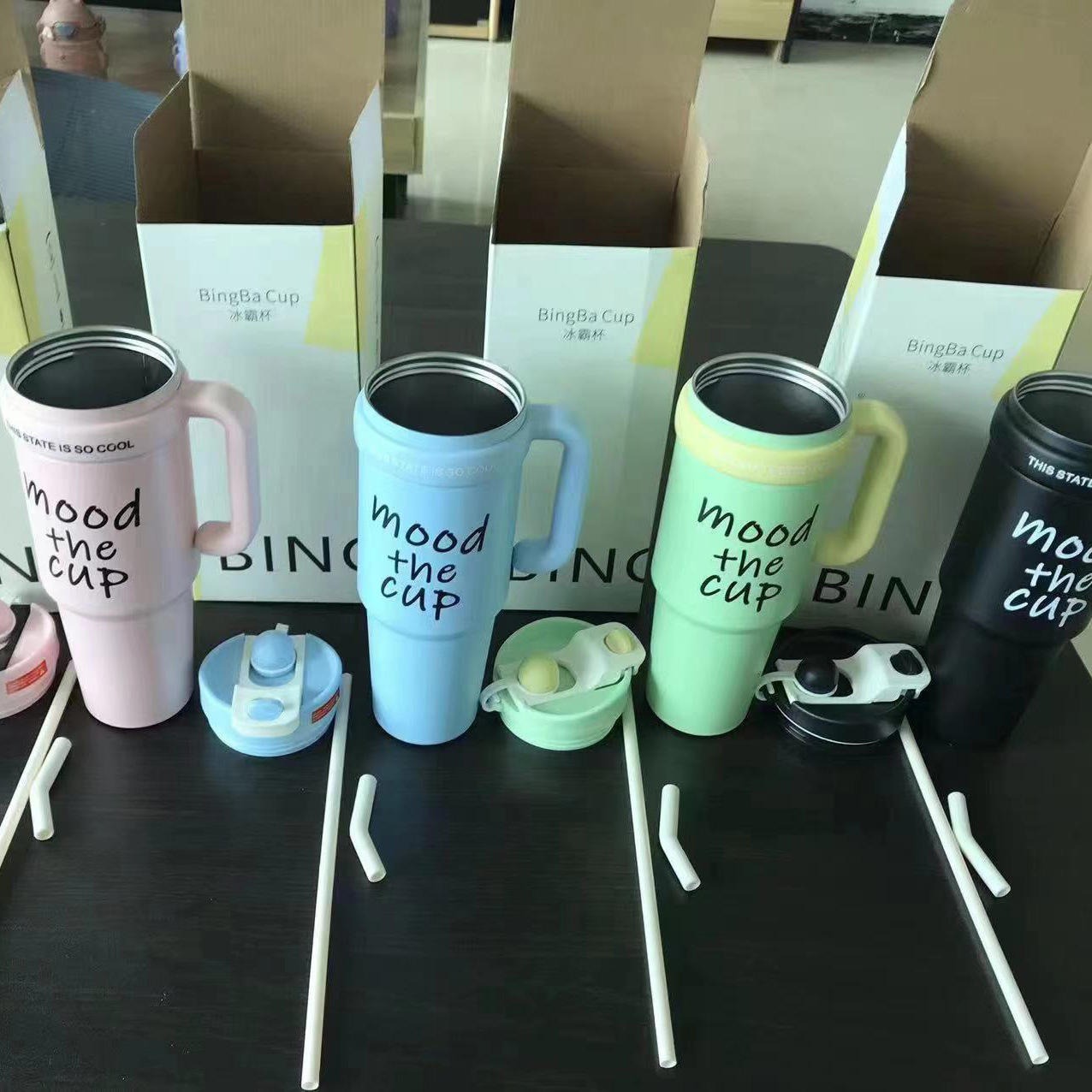 1200ml Stainless Steel Tumbler Water bottle with Handle & Straw for Hot & Cold Drinks